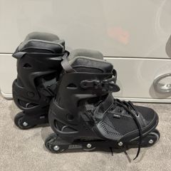Mens roller skates