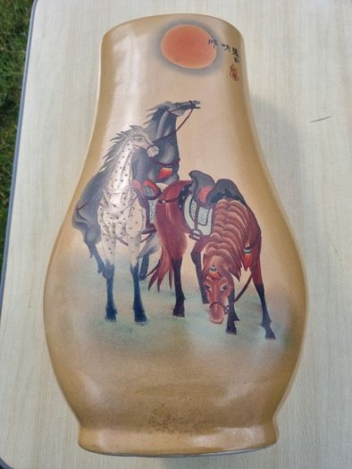 Old Chinese Color Enamel Porcelain Vase