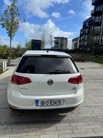 2016 Volkswagen Golf LOW MILEAGE