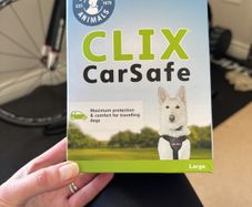 Dog harness for travel in car