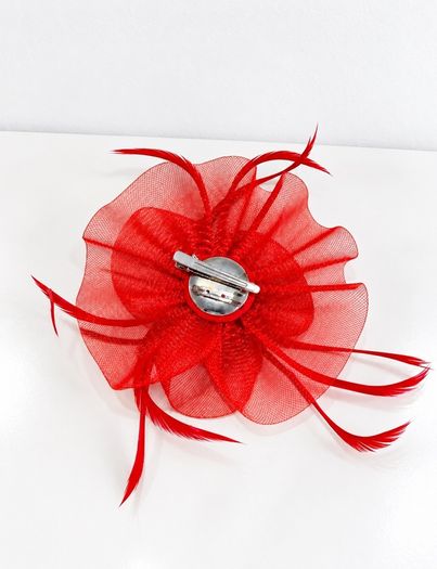 Pre Owned Elegant Red Feather & Mesh Fascinator Clip / Brooch