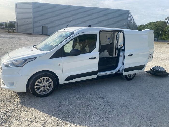 2022 Ford connect trend