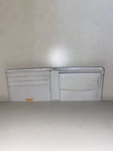 wallets 3 euro each