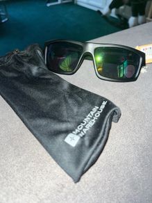 Sun glasses Black Mountain warehouse polarized