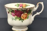 Vintage Royal Albert Old Country Roses Teacup - Bone China