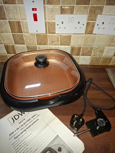 JD Williams 5-in-1electric grill/skillet, 4L, like NEW