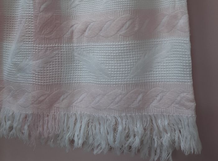 Lovely feather detail  baby blanket