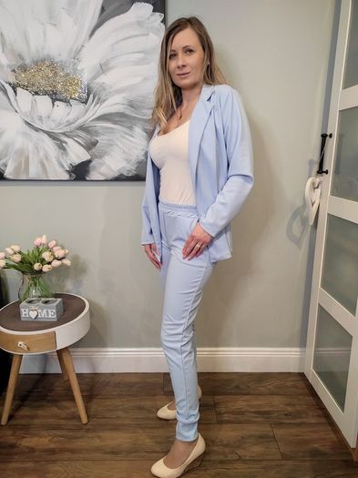 Women's casual suit
