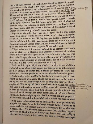 DIALANN DEORAi BY  DONALL Mac Amhlaigh. Vintage 1970 3rd EDITION paperback only in Fair condition.  See photos for condition.