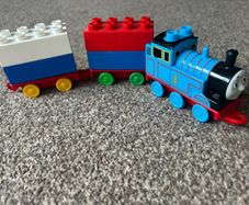 duplo Thomas train
