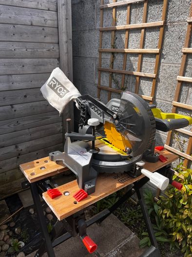 RYOBI EMS190DC 18V One+ Mitre Saw + Workmate