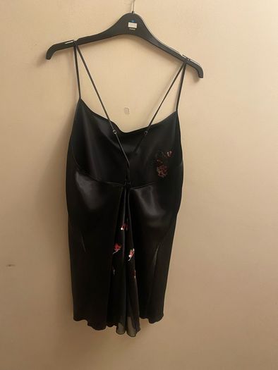 Silky short nightdress  (size 16-18)