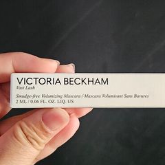 Victoria Beckham Vast Lash Smudge Free Volumizing Mascara in 2ml