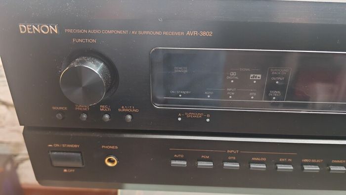 Denon Avr 3802 Receiver 110Wx7 high-quality amplification with original Remote