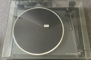 Linn Axis Turntable with Linn Basik LV X Tonearm