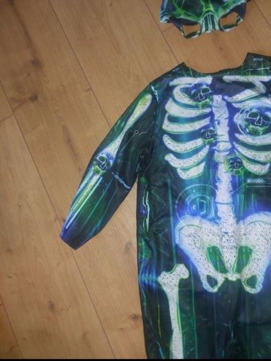 Brand New x2 Piece Skeleton Costume - Mask & Overall - Size - 5-6 Years