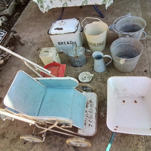 Antique And Collectables