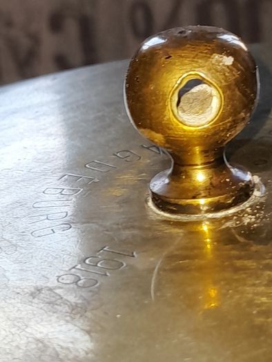 Very Large WW1 1918 Heavy Brass Shell, Postage Available or Collection on all my items