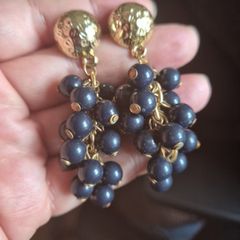 Vintage Grapestyle Earrings
