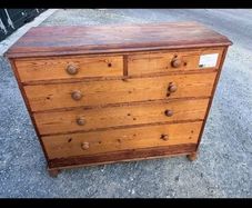 Chest of drawers