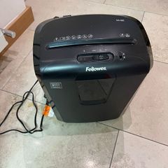 Fellowes M-8C Cross Cut Shredder / paper cutter