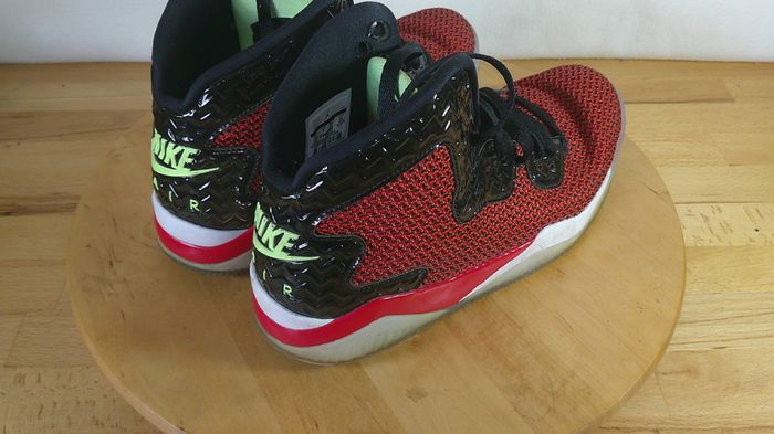 Nike Air Jordan Spike Forty University Red 819952-605 Size UK 7 / EU 41 / US 8 Very Good Condition