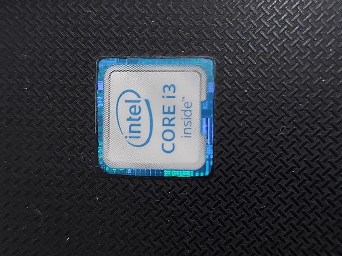 HP Laptop, TPN-Q189, Intel Core i3-6006U CPU, 2.0 GHz, 4GB Ram, 500GB HDD, Windows 10, Microsoft Edge, Chrome and VLC