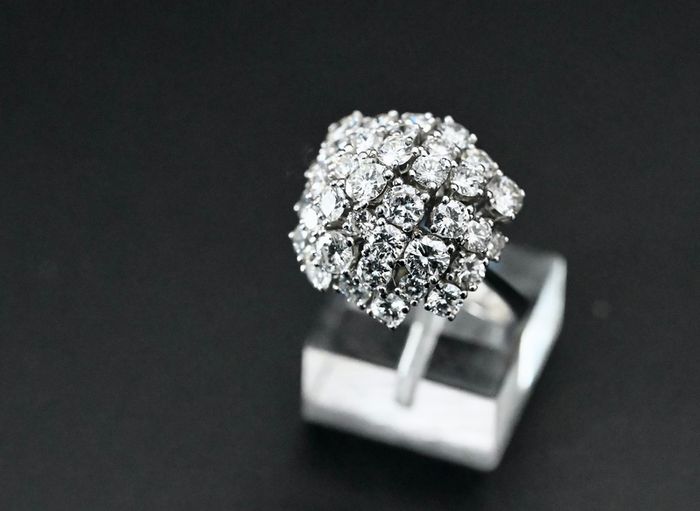 Vintage 1970s 4.1ct Diamond Cluster Ring