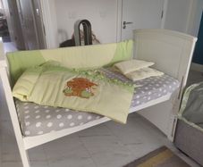 Baby crib