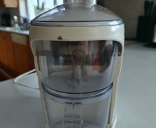 Centrifuge juicer