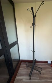 Coat stand