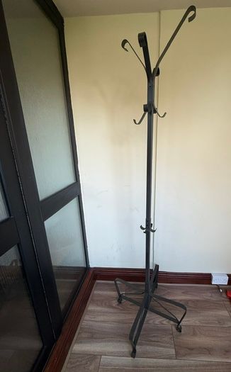 Coat stand