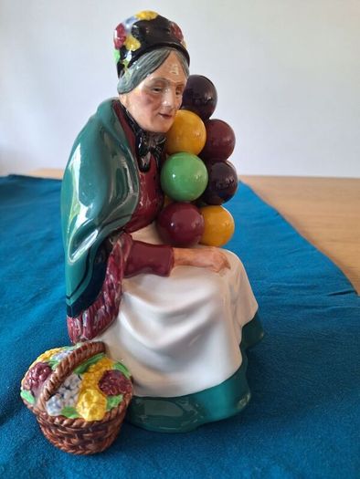 Old Balloon Seller