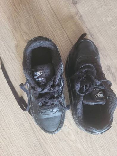 Nike Toddler black shoes