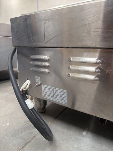Flat top chrome griddle