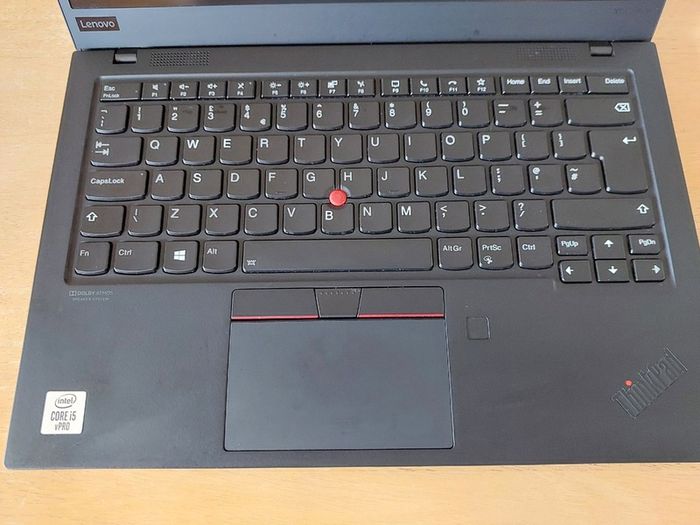 Lenovo ThinkPad X1 Carbon Gen 8 | 10th Gen | Core i5 10310U  | 16gb Ram | 256GB NVMe | 14" | Windows 11