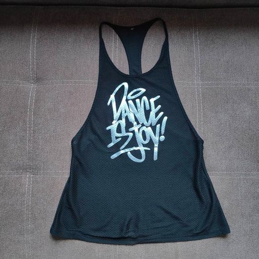 Top size 8/10