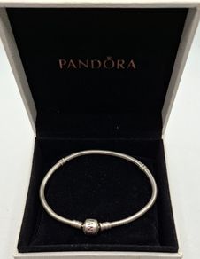 pandora bracelet