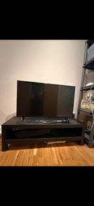 lg tv 43 inch with stand / Chromecast