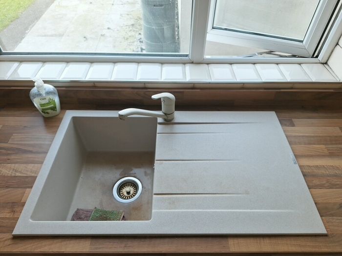 L shaped kitchen