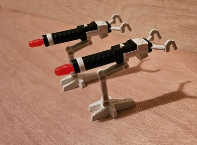 Star Wars Lot Of Two  Lazer Cannons 3.75 " Scale As New Out Of Pack