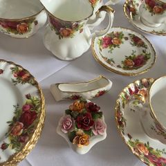 royal albert old country roses