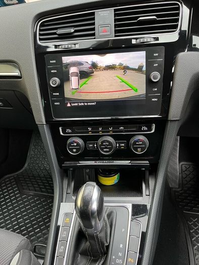 Volkswagen golf r