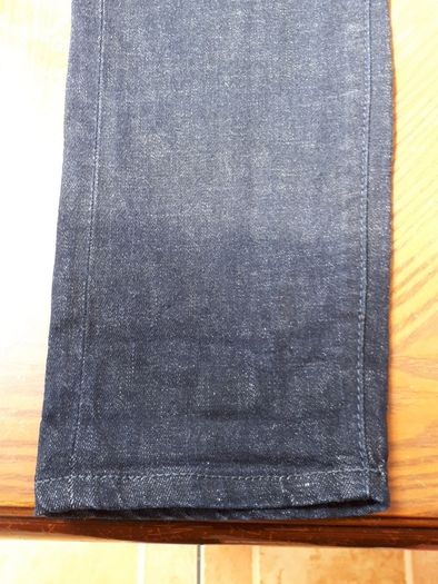 Ladies DKNY Dark Denim Jeans. Size 12