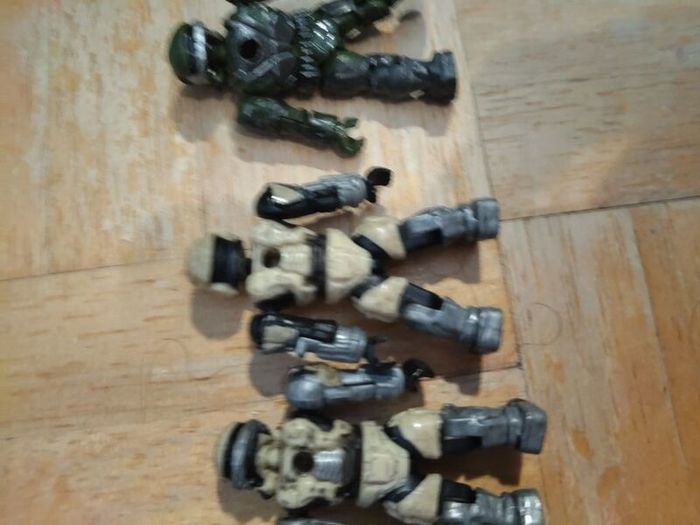 Halo Mega