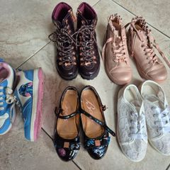 Kids shoes size 2