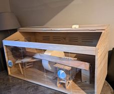 hamster breeding cage, L-80cm H-16cm W-16cm only used for 2 weeks,