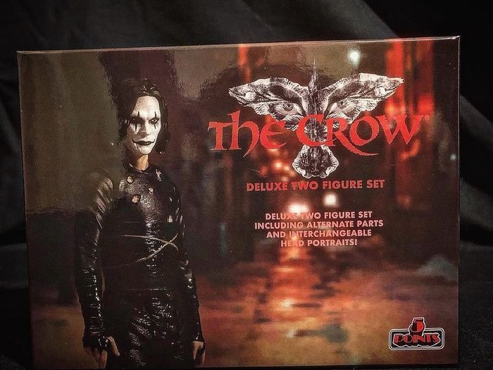 The Crow Mezco Toys Two Figure Set 2022
