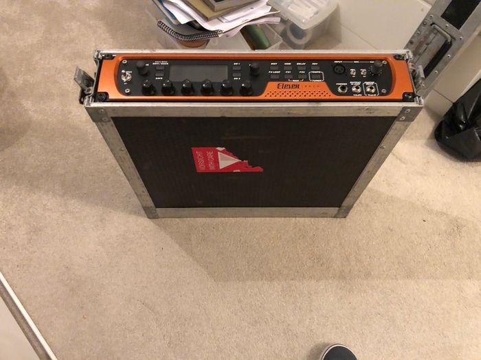 Avid Eleven Rack Guitar amp + FCB1010 Footswitch