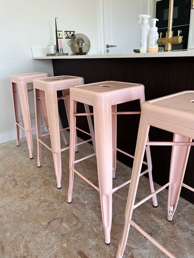 stool